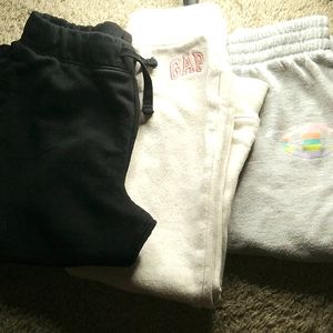 Girls 3 pairs of sweatpants size 5t